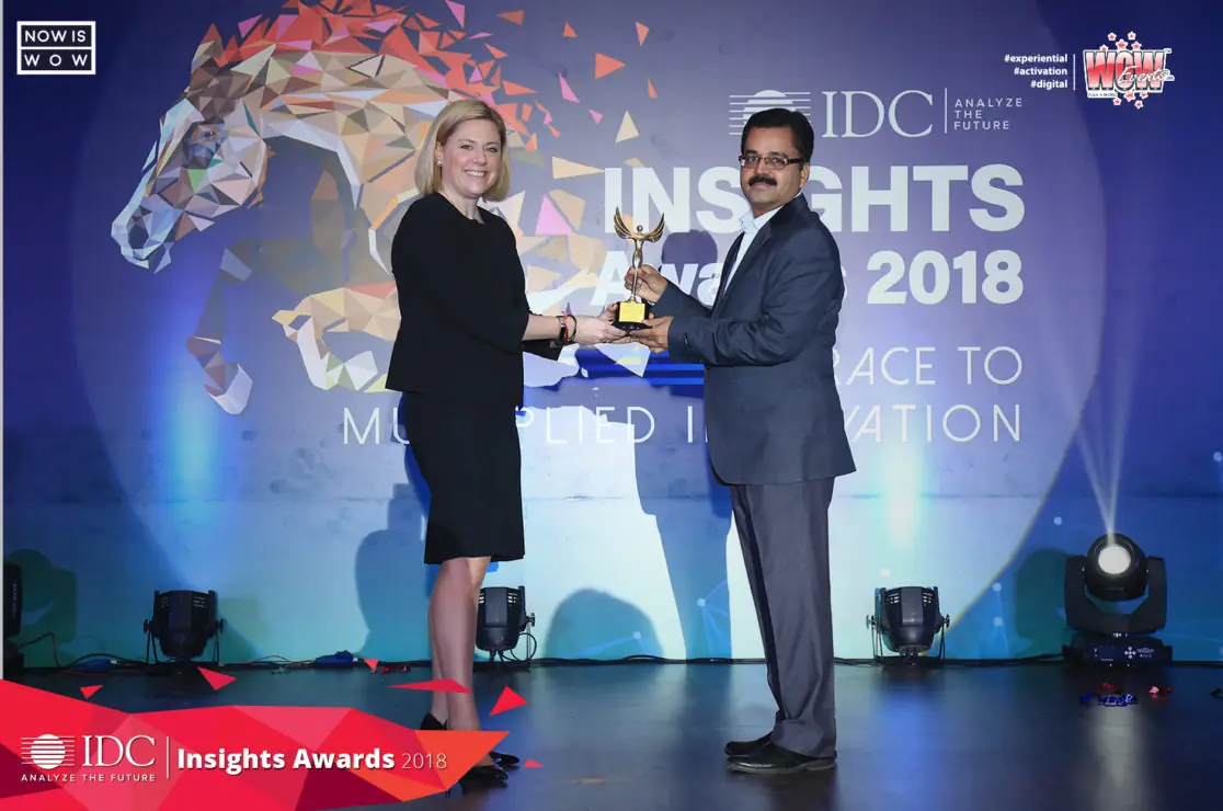 Award presented on the IDC Insights 2018 stage