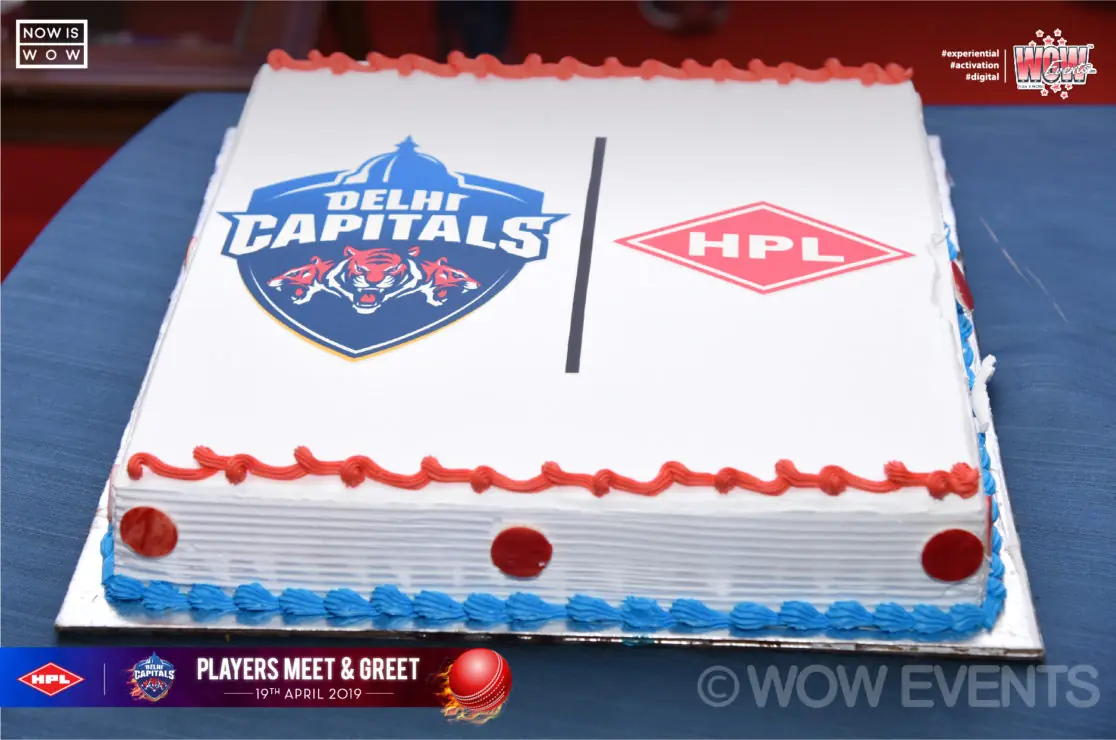Delhi Capitals themed cake at the meet and greet