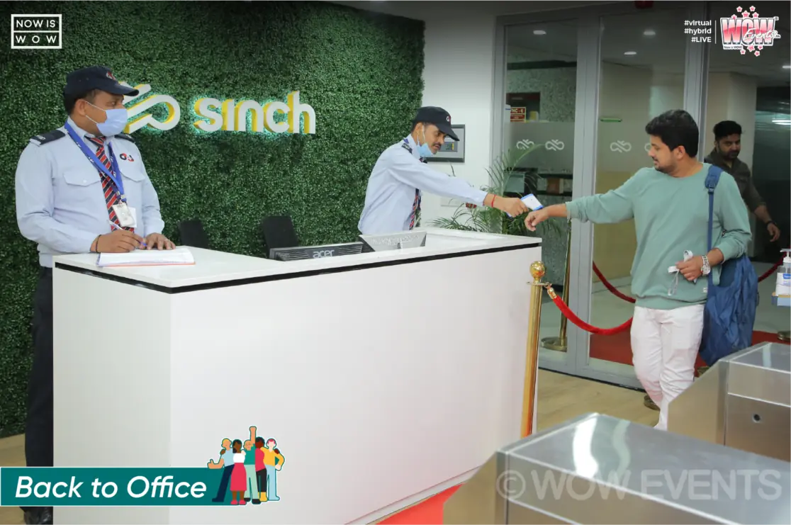 Sinch welcome desk in the office