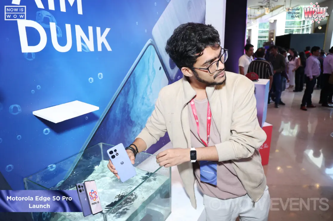 Guest trying the Motorola Edge 50 Pro at a demo zone