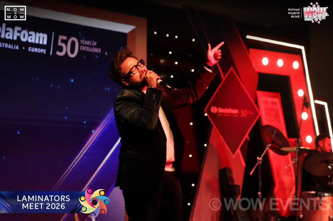 Singer performing at SheelaFoam Laminators Meet 2026