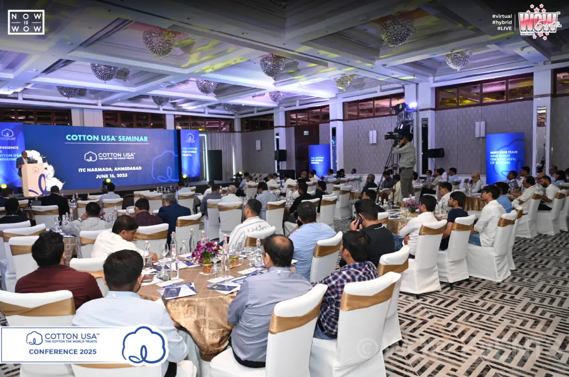 Cotton USA seminar audience at round tables